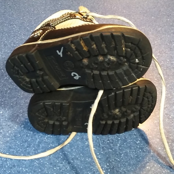 Timerlands - Picture 4 of 4